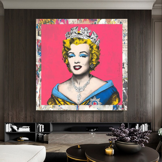 Crowned: Marilyn Pop Art ‚Äì Perfect Blend of Royalty-GraffitiWallArt