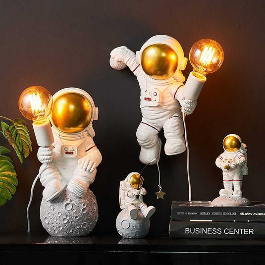 Astronaut Model Night Light Resin Bedside Table Lamp-GraffitiWallArt