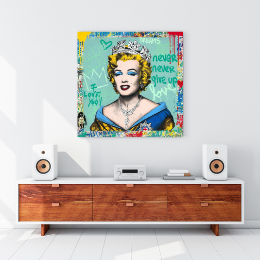 Crowned: Marilyn Pop Art - Discover the Iconic Piece-GraffitiWallArt