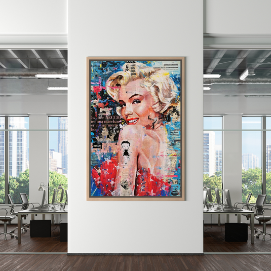 Crowned - Marilyn Pop Art: Expression of Iconic Beauty-GraffitiWallArt