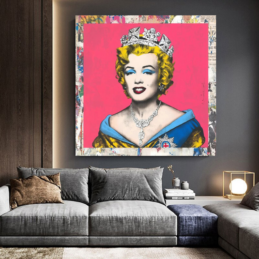 Crowned: Marilyn Pop Art ‚Äì Perfect Blend of Royalty-GraffitiWallArt